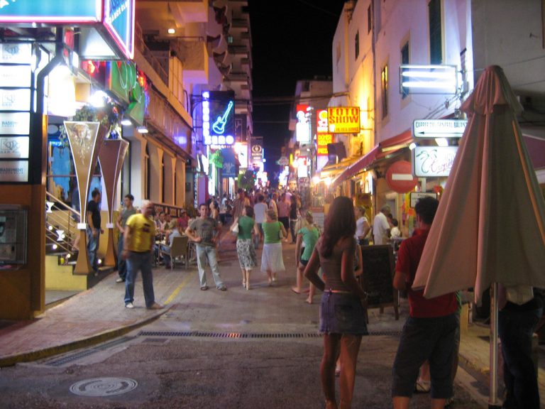 calles-Ibiza-768×576