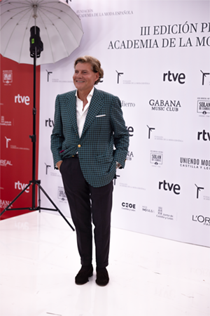 Tito Pajares durante la III edición de los Premios Academia de la Moda Española celebrada en Madrid.